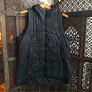 The North Face Quilty Puffer Hooded Vest